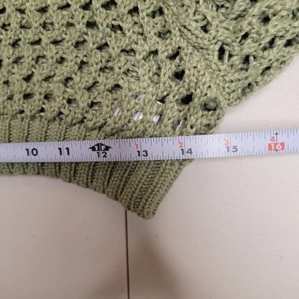 Cropped‎ Sweater Fish Knit Size Large Olive Green Cover Up Crochet Club